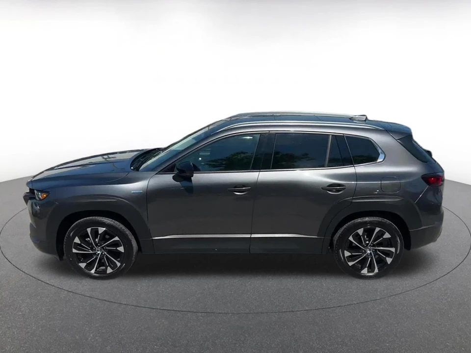 2025 Mazda CX-50 - Image 11 of 31