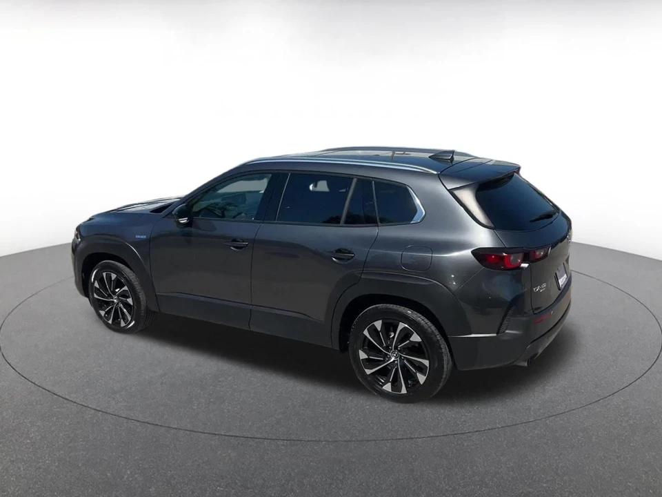 2025 Mazda CX-50 - Image 9 of 31