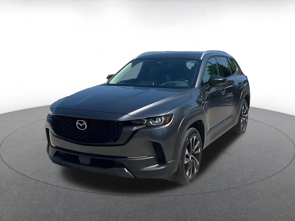 2025 Mazda CX-50 - Image 8 of 31