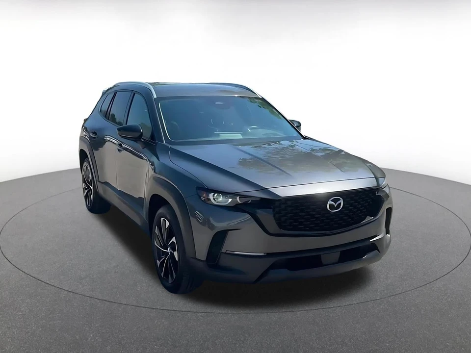 2025 Mazda CX-50 - Image 3 of 31