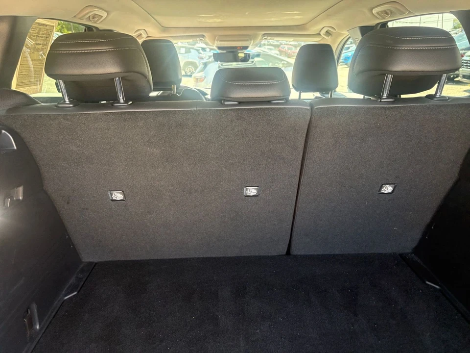 2025 Mazda CX-50 - Image 29 of 31