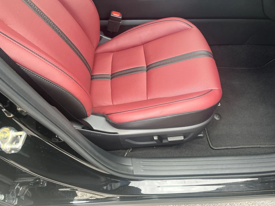 2025 Mazda CX-50 - Image 29 of 31