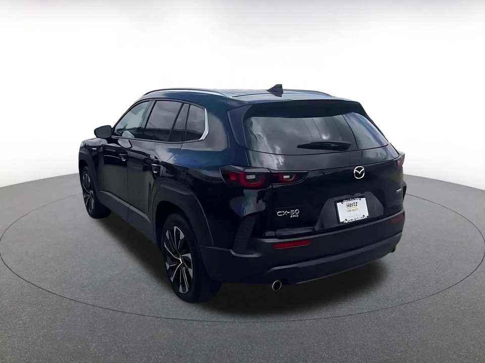 2025 Mazda CX-50 - Image 13 of 31