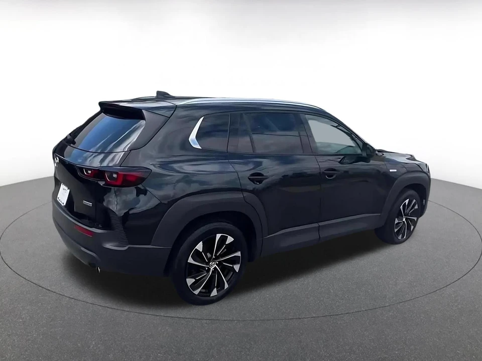 2025 Mazda CX-50 - Image 17 of 31