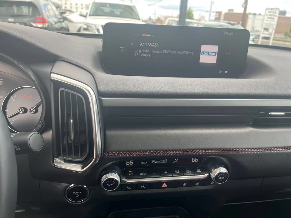 2025 Mazda CX-50 - Image 19 of 31