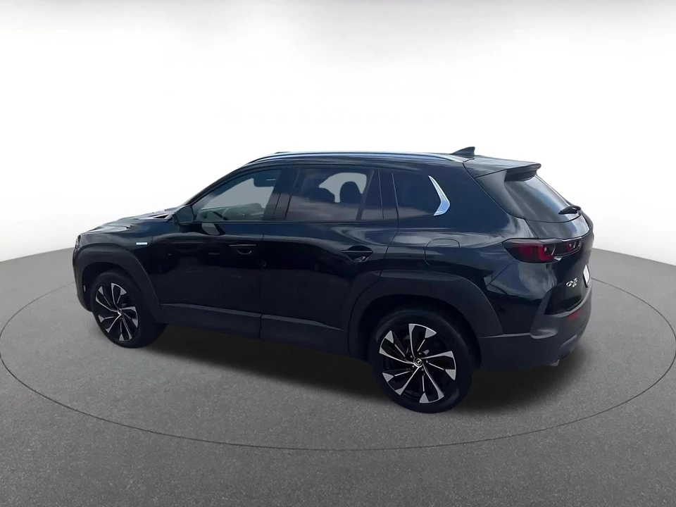 2025 Mazda CX-50 - Image 12 of 31