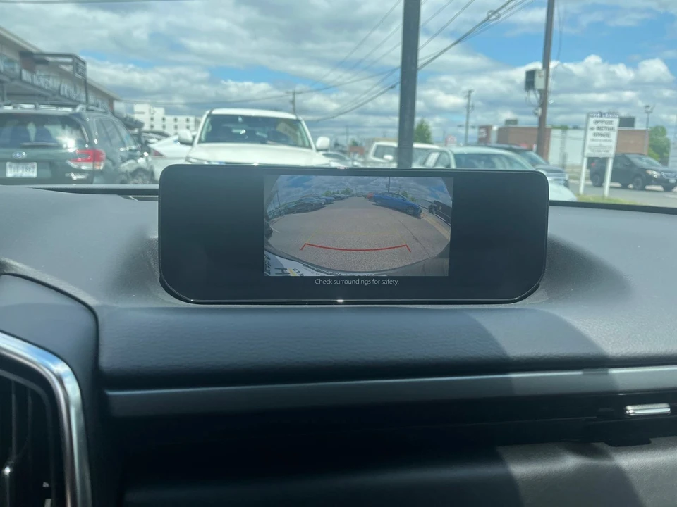 2025 Mazda CX-50 - Image 26 of 31