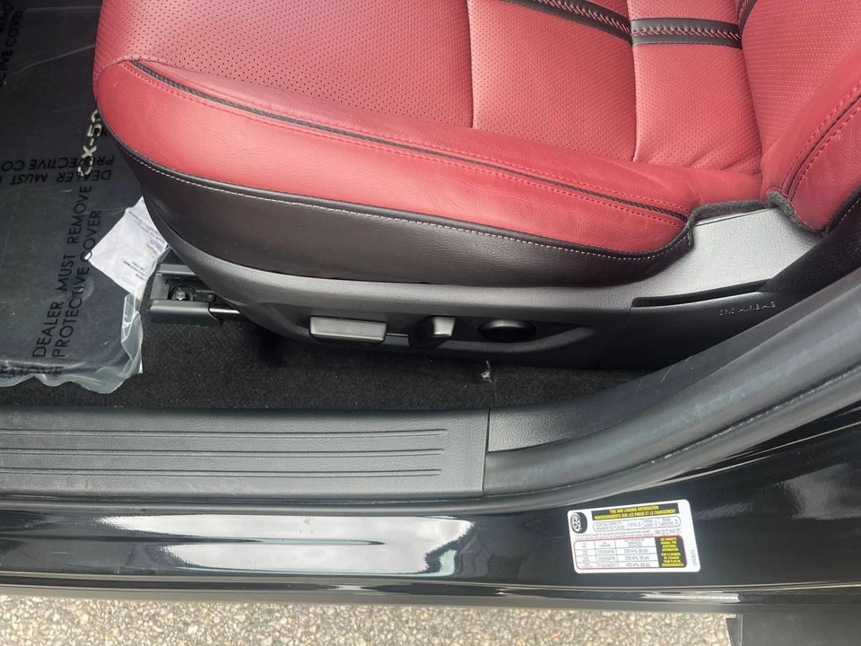 2025 Mazda CX-50 - Image 24 of 31