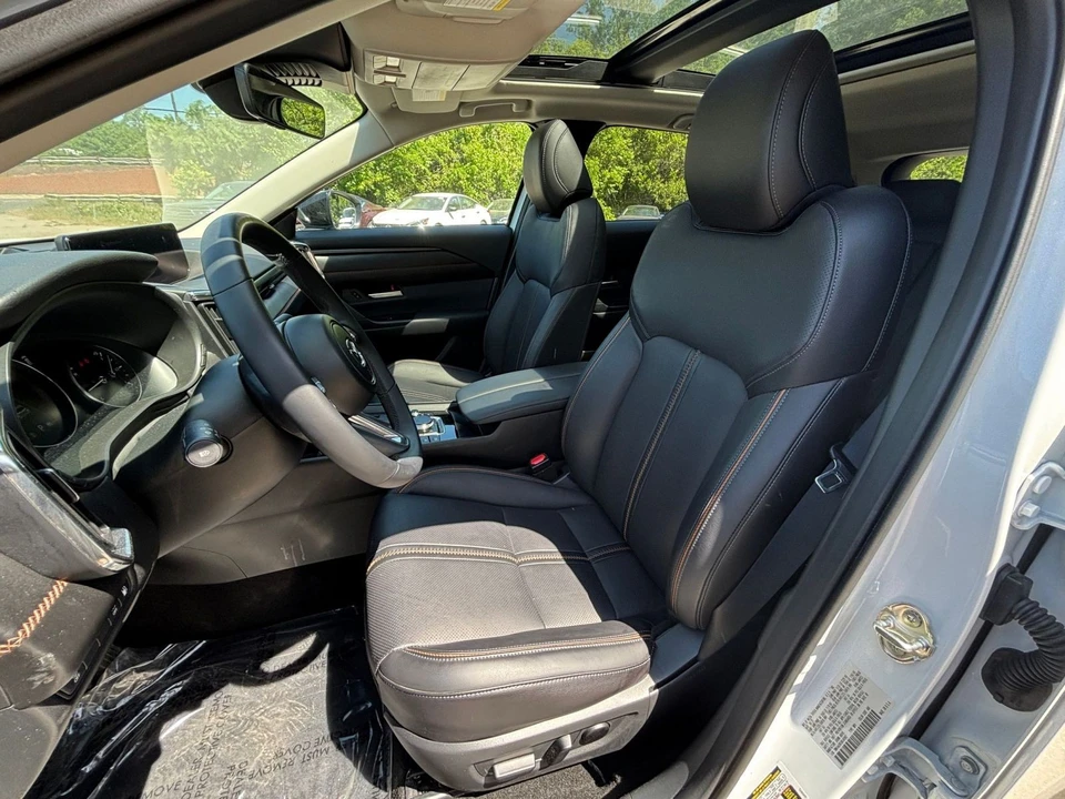 2025 Mazda CX-50 - Image 29 of 31