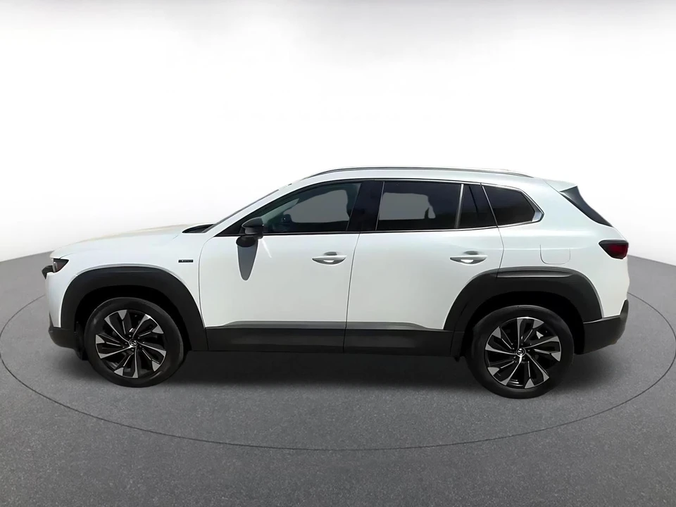 2025 Mazda CX-50 - Image 8 of 31