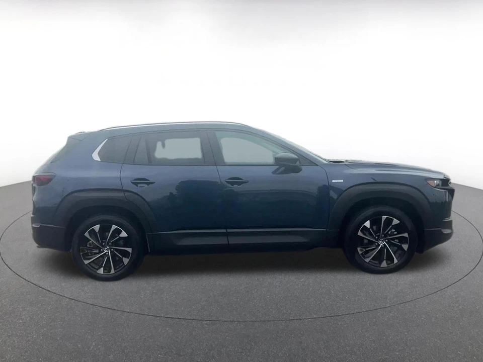 2025 Mazda CX-50 - Image 13 of 31