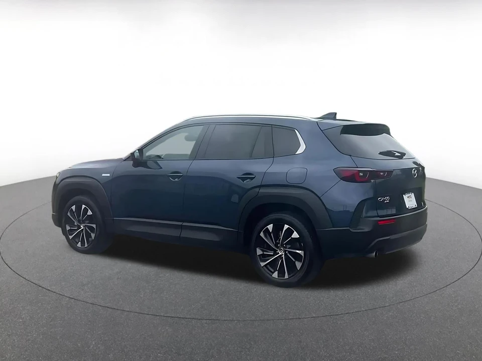 2025 Mazda CX-50 - Image 12 of 31