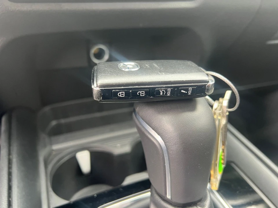 2025 Mazda CX-50 - Image 23 of 31