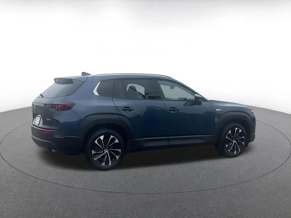 2025 Mazda CX-50 - Image 12 of 31