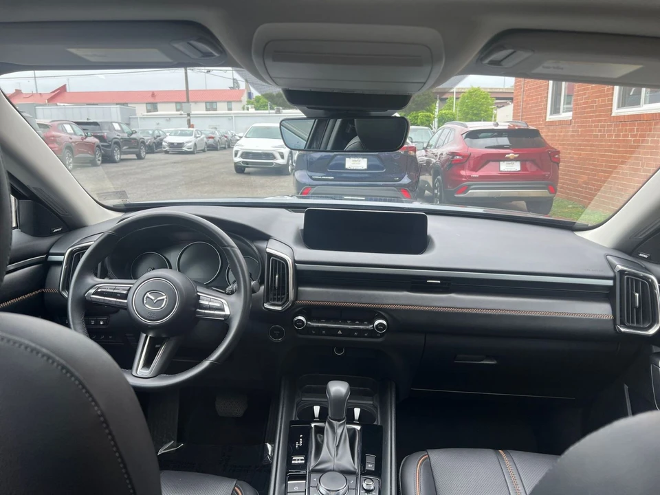 2025 Mazda CX-50 - Image 30 of 31