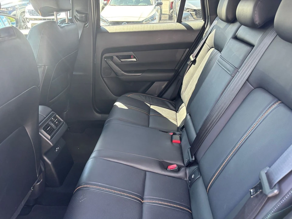 2025 Mazda CX-50 - Image 24 of 31