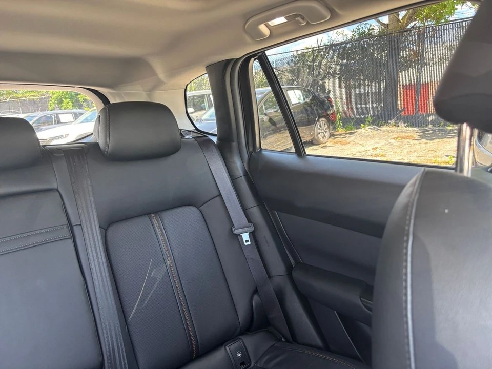 2025 Mazda CX-50 - Image 29 of 31