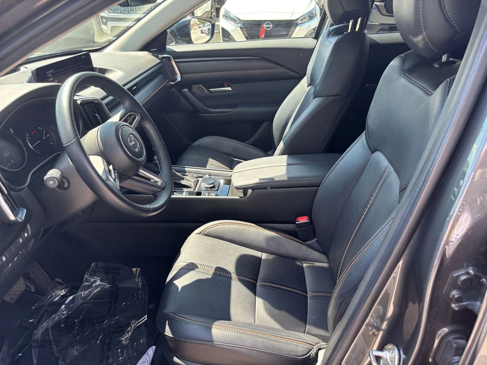 2025 Mazda CX-50 - Image 25 of 31