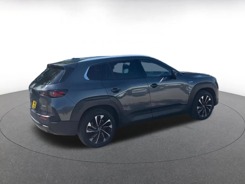 2025 Mazda CX-50 - Image 13 of 31