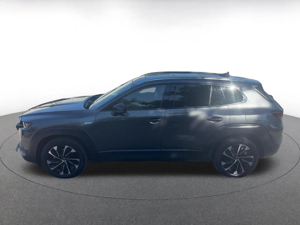 2025 Mazda CX-50 - Image 11 of 31