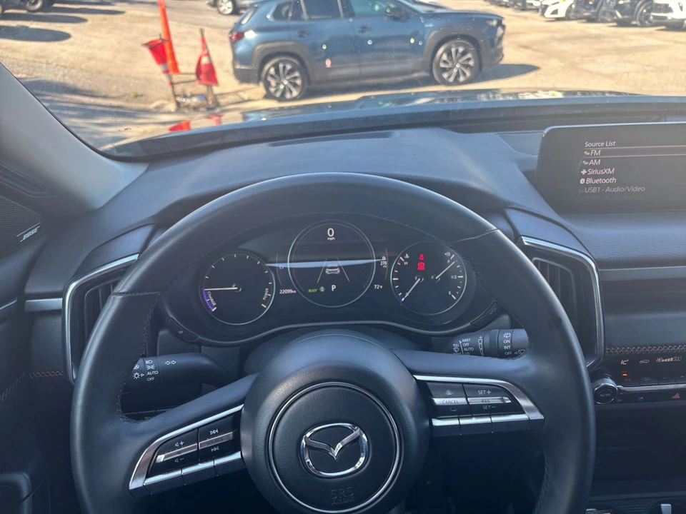 2025 Mazda CX-50 - Image 26 of 31