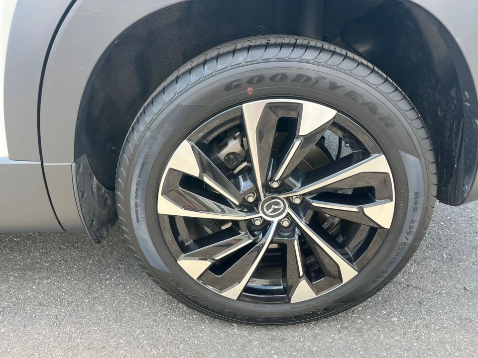 2025 Mazda CX-50 - Image 29 of 31