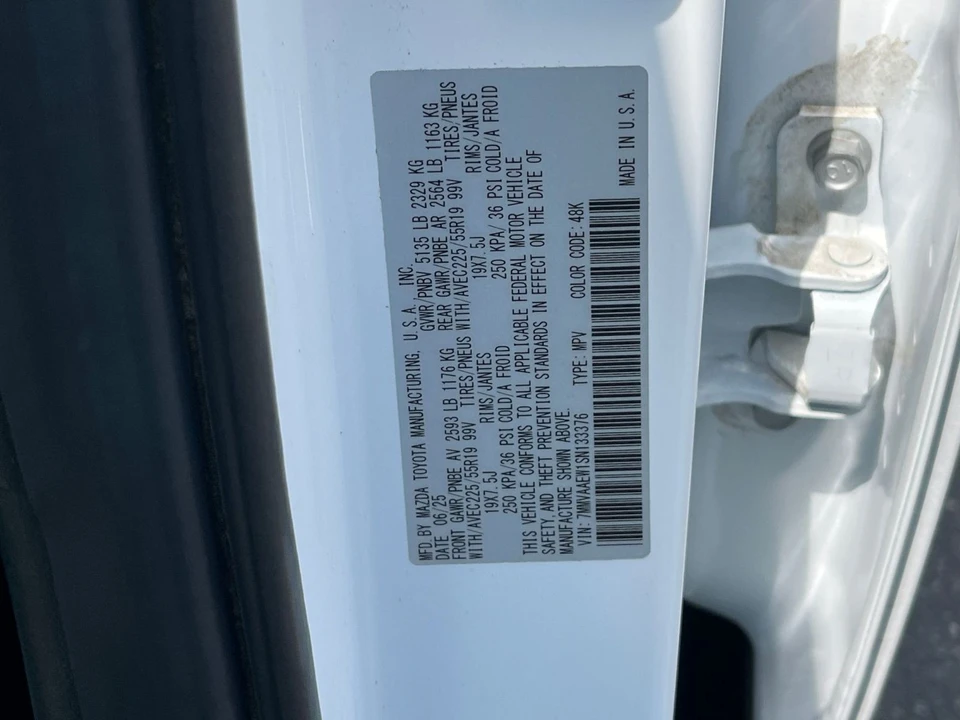 2025 Mazda CX-50 - Image 28 of 31