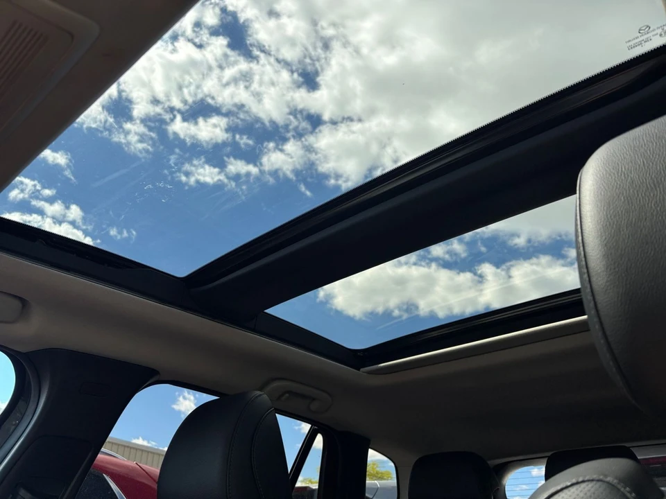 2025 Mazda CX-50 - Image 27 of 31