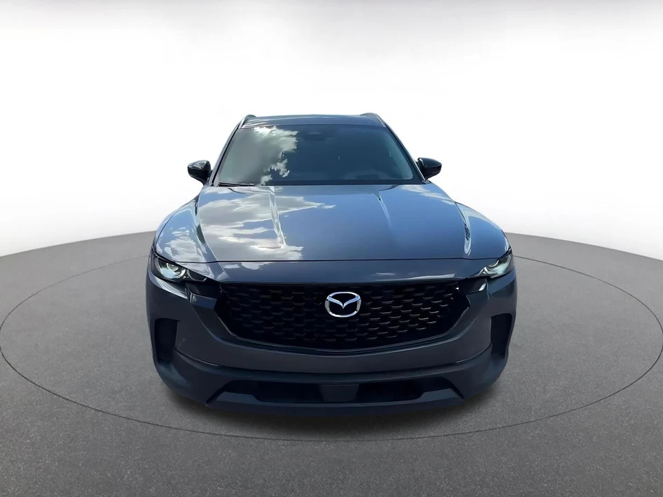 2025 Mazda CX-50 - Image 4 of 31
