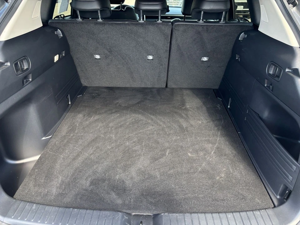 2025 Mazda CX-50 - Image 30 of 31