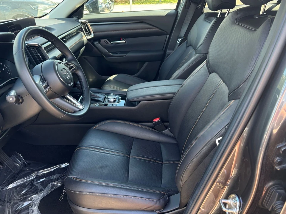 2025 Mazda CX-50 - Image 30 of 31