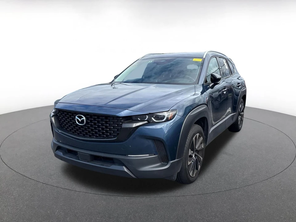 2025 Mazda CX-50 - Image 4 of 25