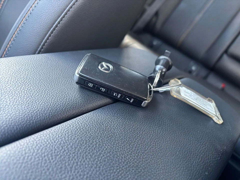 2025 Mazda CX-50 - Image 23 of 31