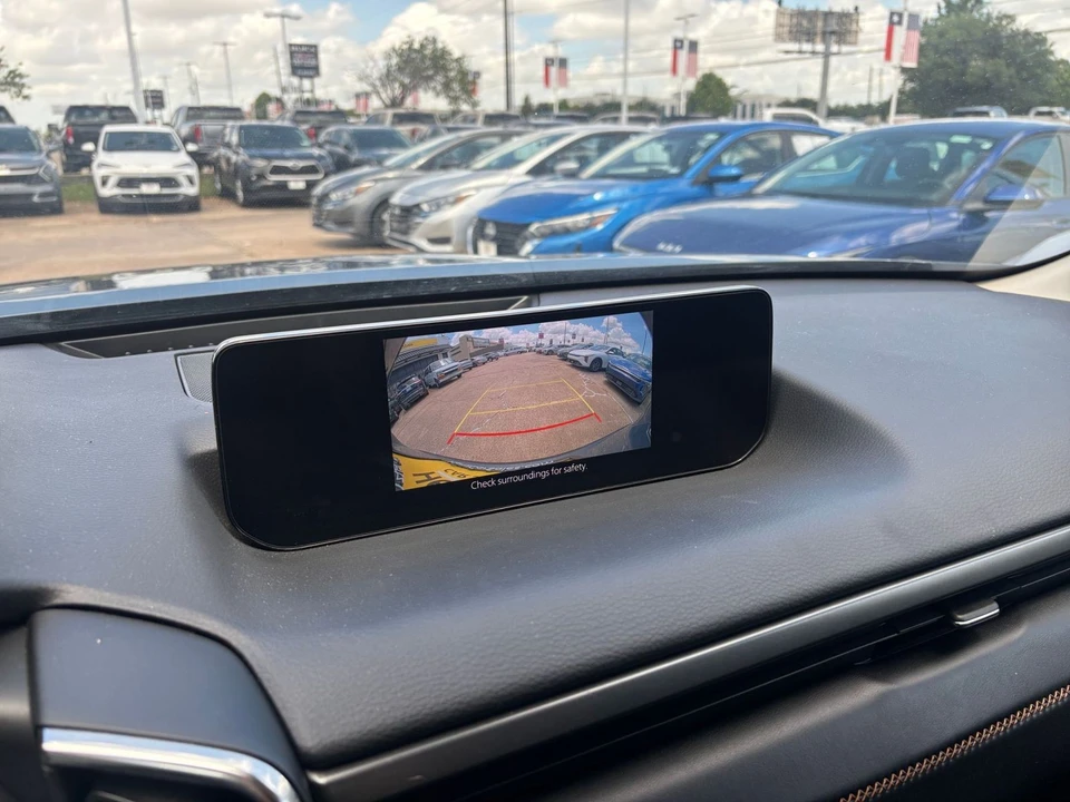 2025 Mazda CX-50 - Image 27 of 31