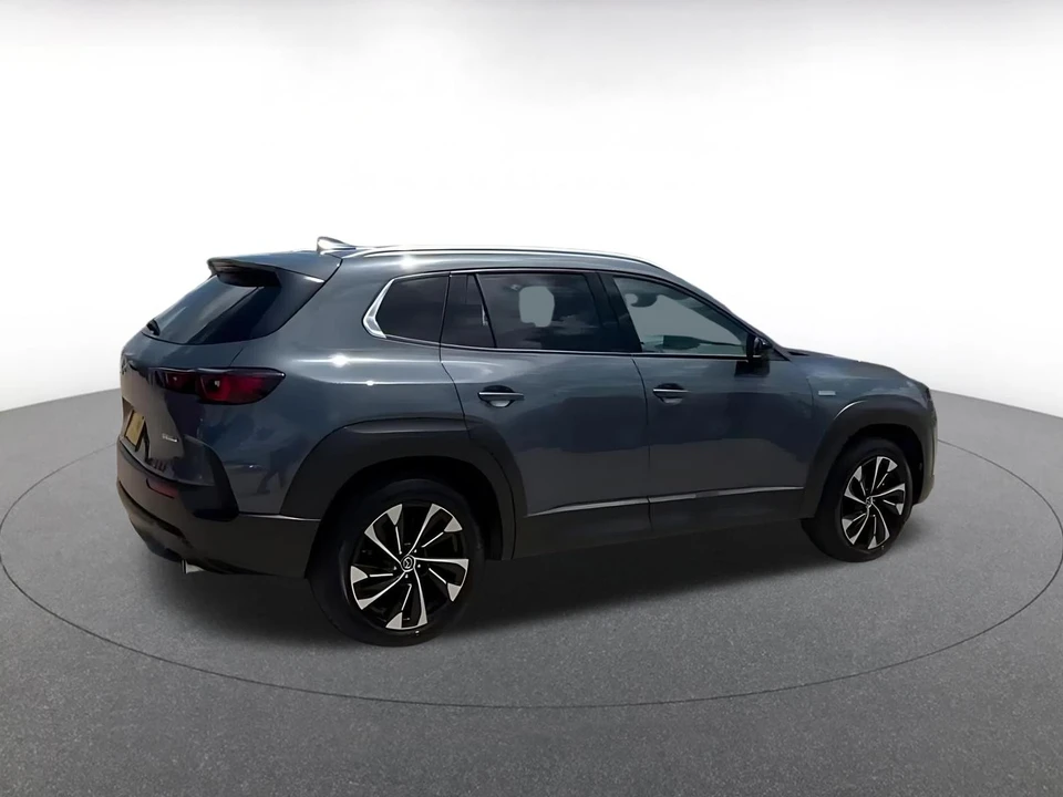 2025 Mazda CX-50 - Image 17 of 31