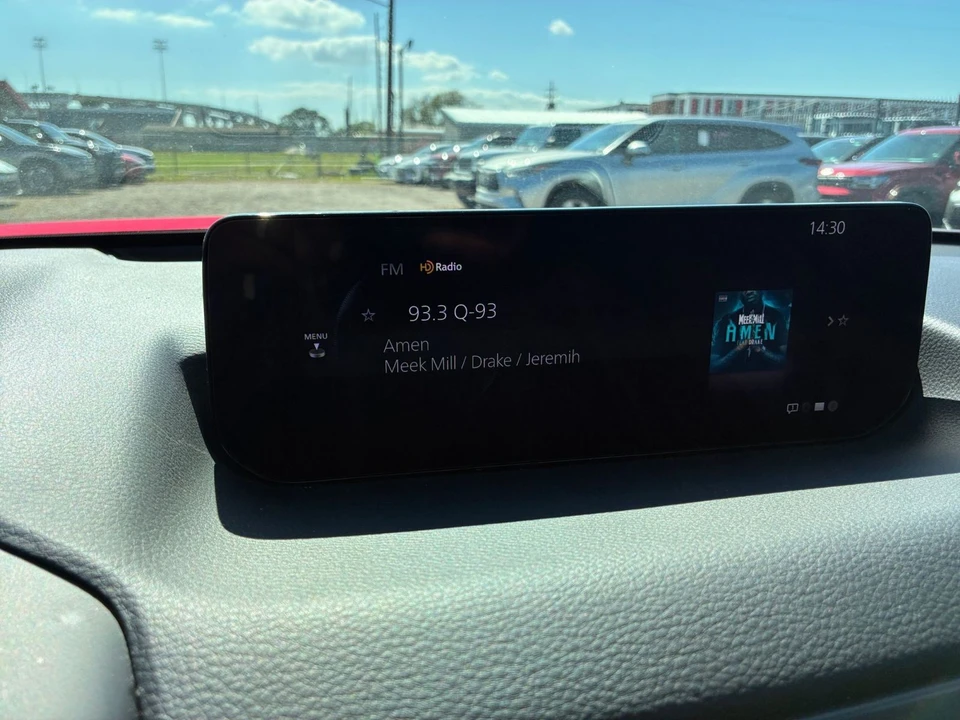 2025 Mazda CX-50 - Image 17 of 31
