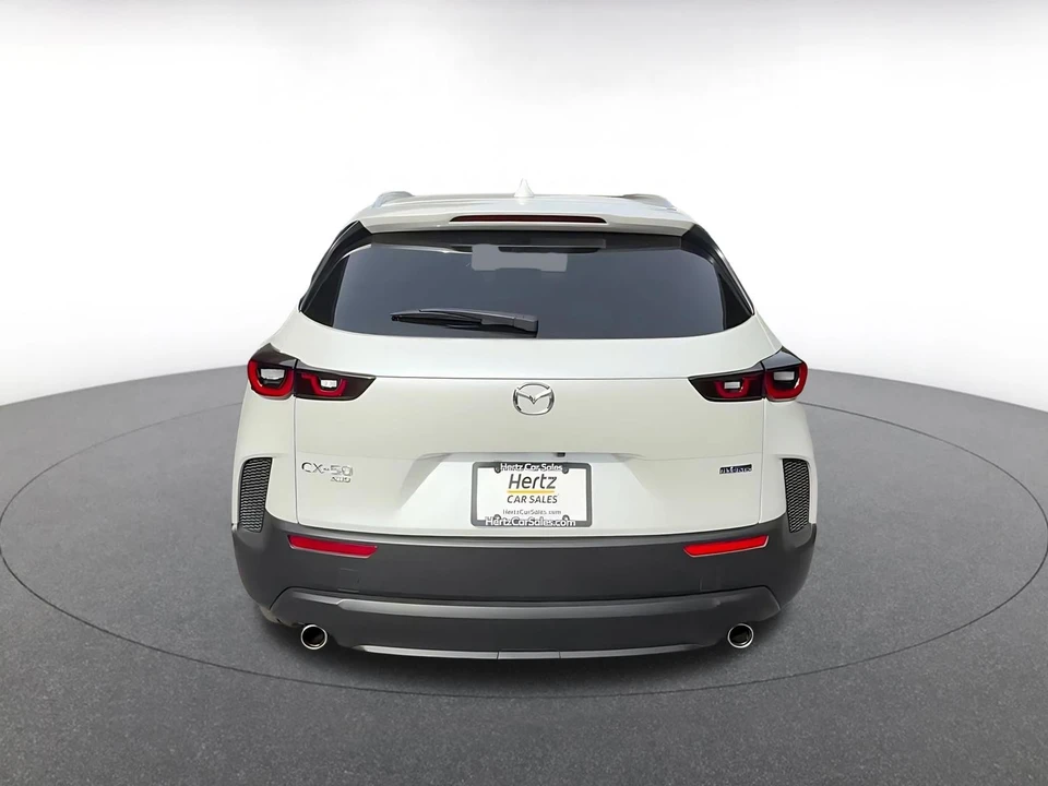 2025 Mazda CX-50 - Image 10 of 31