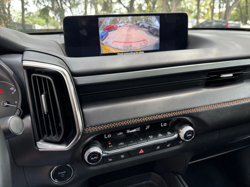 2025 Mazda CX-50 - Image 19 of 31