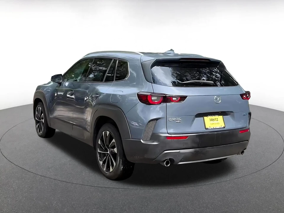2025 Mazda CX-50 - Image 13 of 31