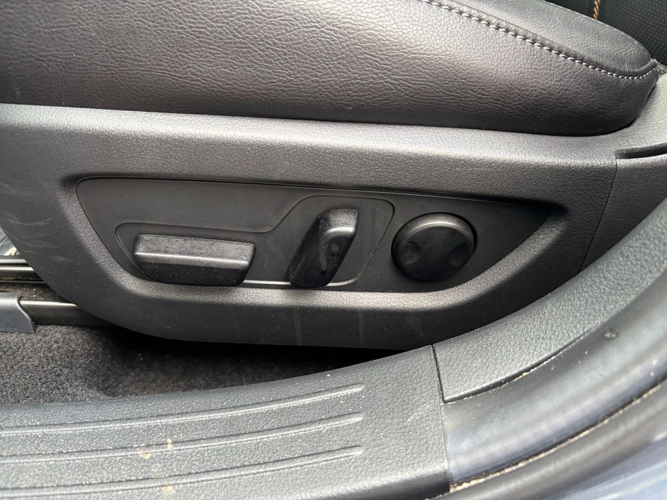 2025 Mazda CX-50 - Image 21 of 31
