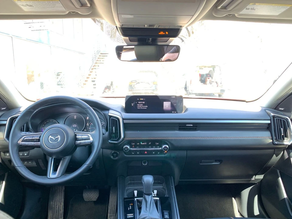 2025 Mazda CX-50 - Image 30 of 31