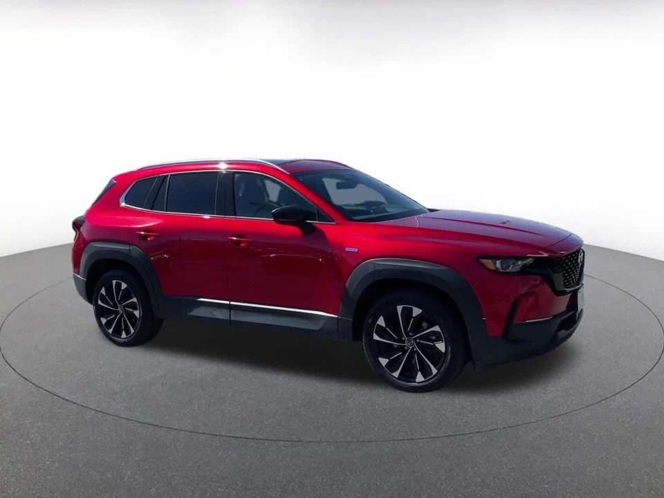 2025 Mazda CX-50 - Image 2 of 31