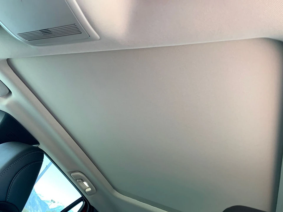 2025 Mazda CX-50 - Image 25 of 31