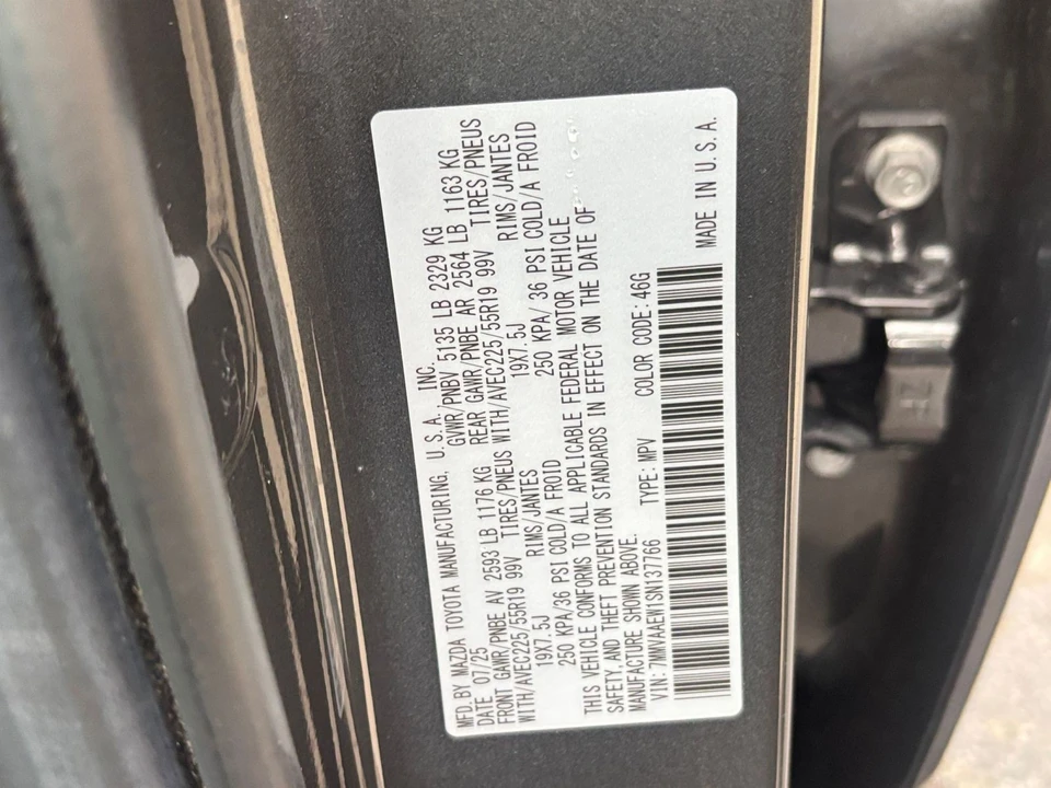 2025 Mazda CX-50 - Image 28 of 31