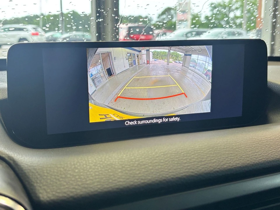 2025 Mazda CX-50 - Image 23 of 31