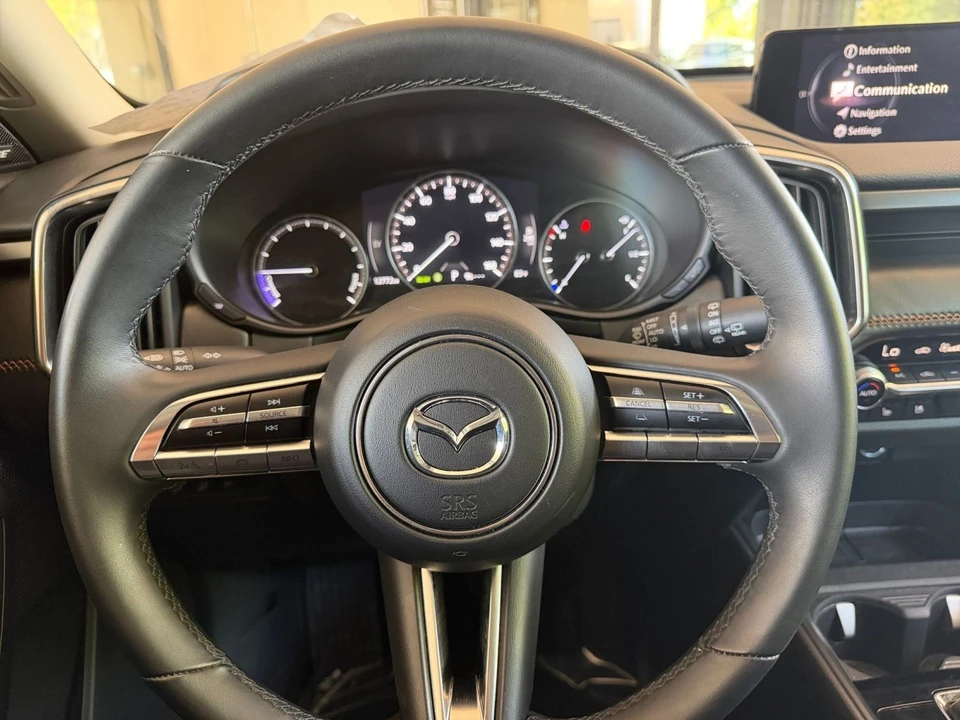 2025 Mazda CX-50 - Image 27 of 31