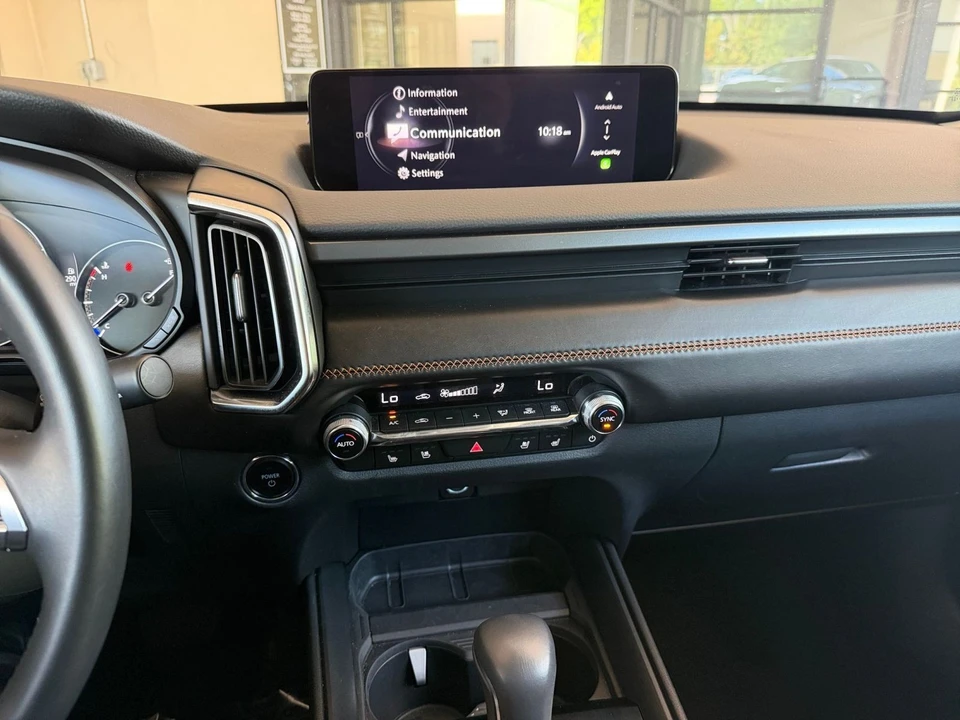 2025 Mazda CX-50 - Image 16 of 31