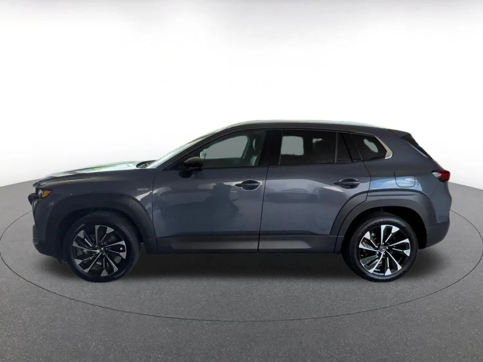 2025 Mazda CX-50 - Image 9 of 31