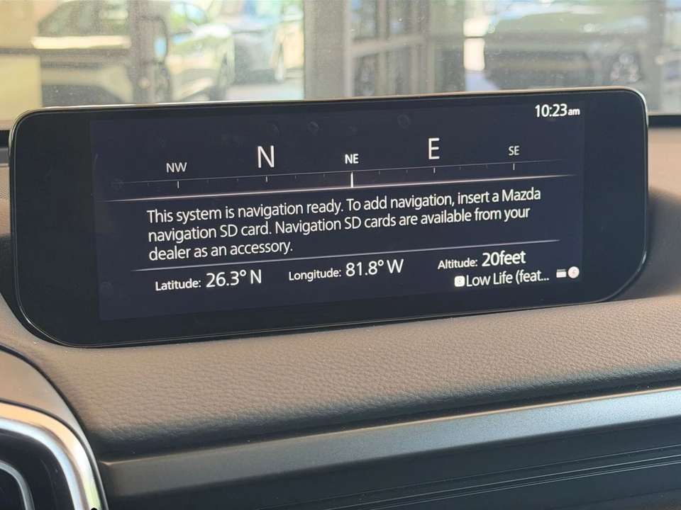 2025 Mazda CX-50 - Image 22 of 31