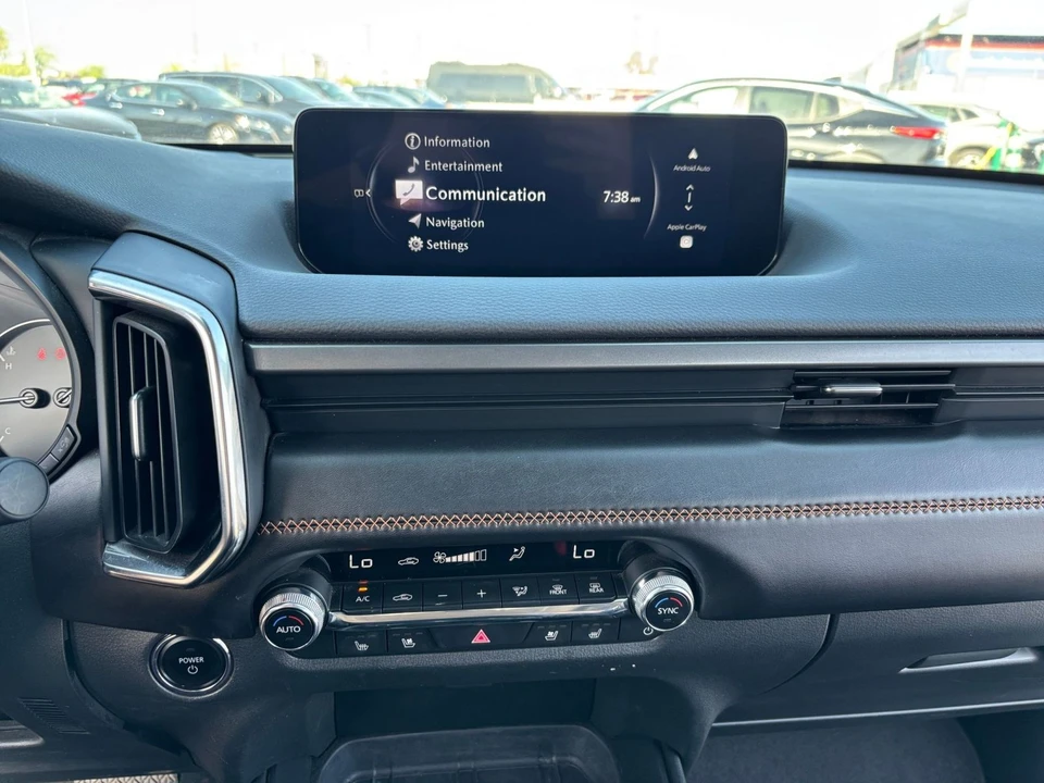2025 Mazda CX-50 - Image 16 of 31